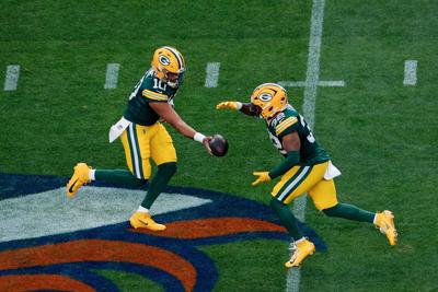 Packers analysis jump photo