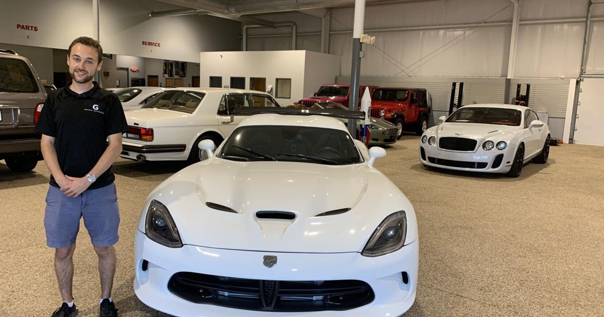 Luxury car dealer, Geneva Motorcars, opens in new location in Darien off Highway 43 | Local News