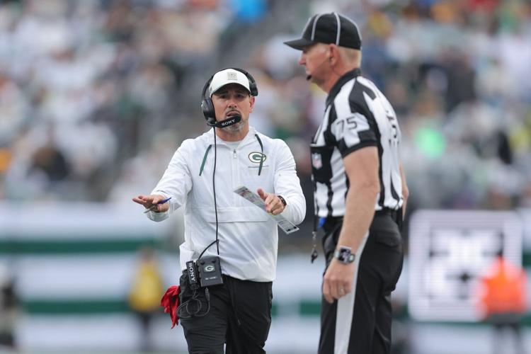 FOOTBALL-NFL-NYJ-GB/