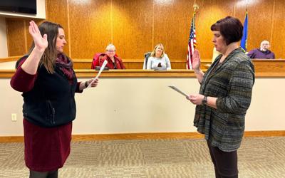 New village clerk-treasurer sworn in at Genoa CIty