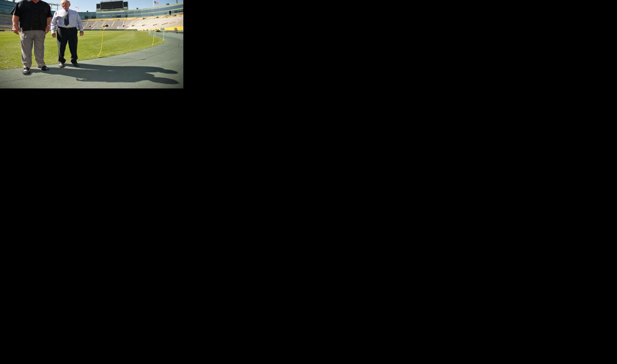 Mike Holmgren: Vote to take President Trump off the field