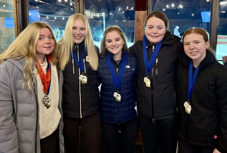 Girls Varsity Alpine Ski Team