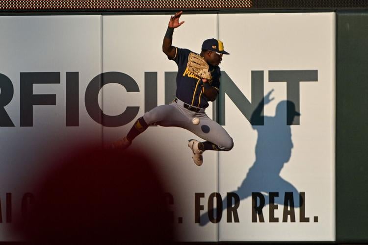 BASEBALL-MLB-STL-MIL/
