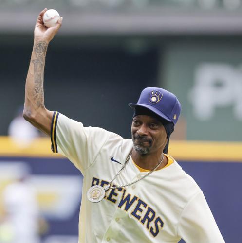 Reds Brewers Baseball