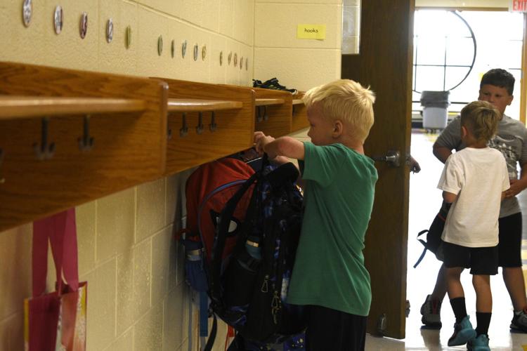FIRST DAY OF SCHOOL AT PRIAIRIE LANE ELEMENTARY