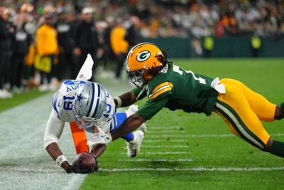 FOOTBALL-NFL-GB-DAL/