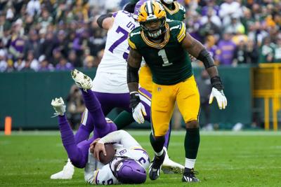 Vikings Packers - Micah Parsons
