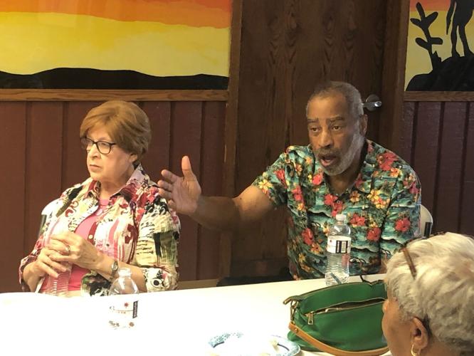 Milt Thompson addresses the group