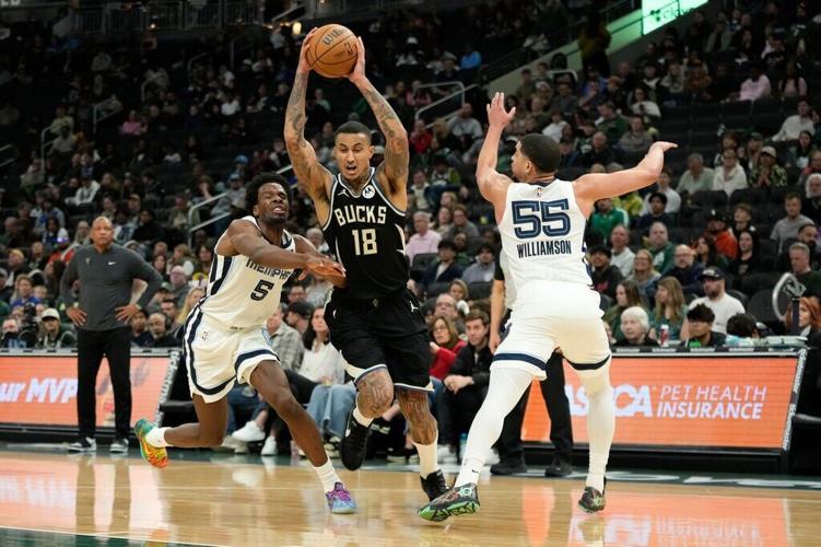 Grizzlies Bucks Basketball