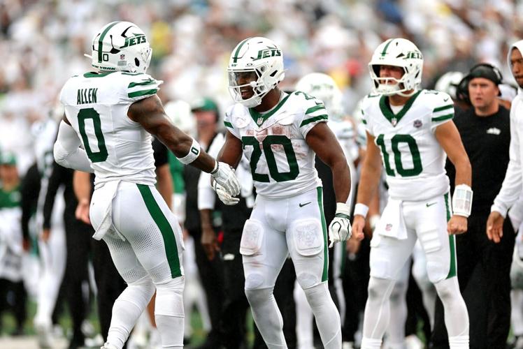 FOOTBALL-NFL-NYJ-GB/