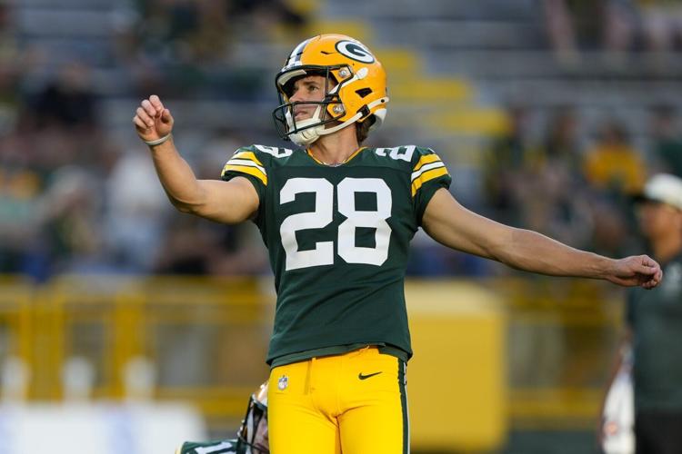 FOOTBALL-NFL-GB-ARI/