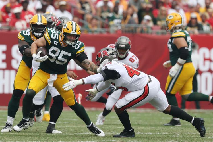 FOOTBALL-NFL-TB-GB/