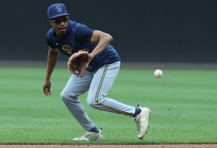 BASEBALL-MLB-PIT-MIL/