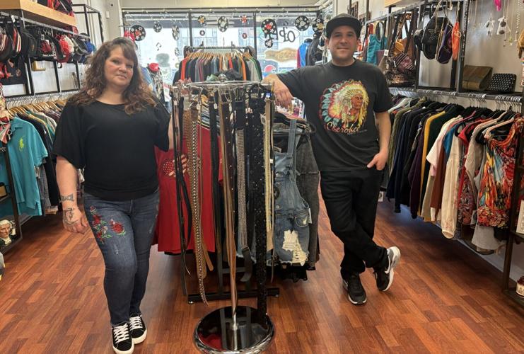 Seventh Avenue Vintage & Vinyl