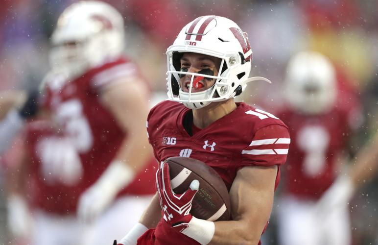 Badgers 48, Golden Flashes 0