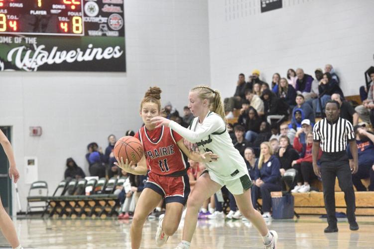 Tessa Collum drives to the hoop