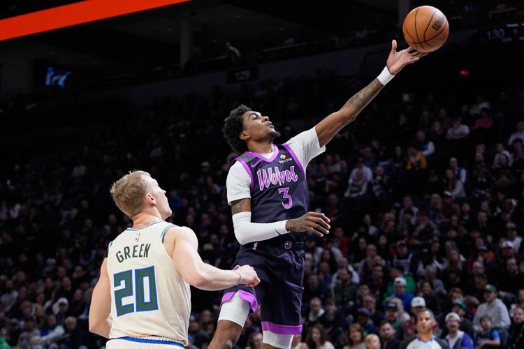 Bucks Timberwolves Basketball