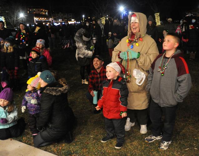 Lake Geneva tree lighting