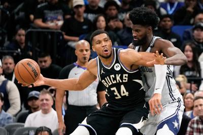 Bucks Magic Basketball