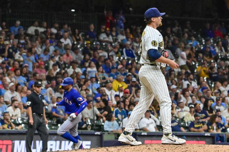 BASEBALL-MLB-MIL-TEX/