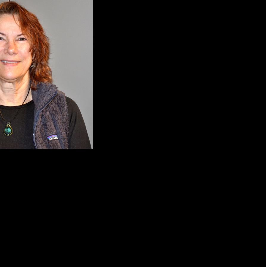 Ann Esarco Headshot 2