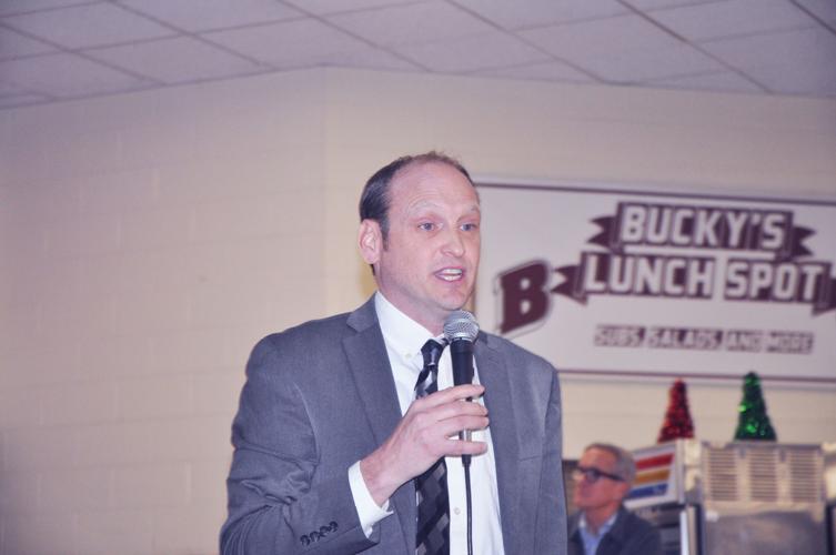 Brian Munson, Vandewalle & Associates representative, explains potential options