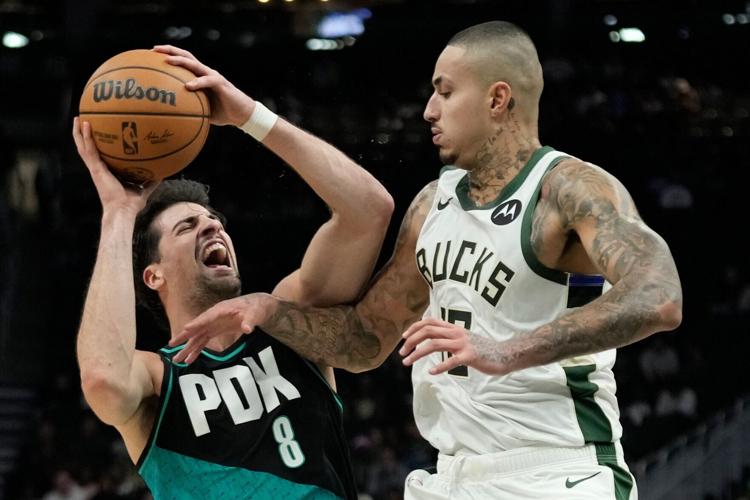 Trail Blazers Bucks Basketball