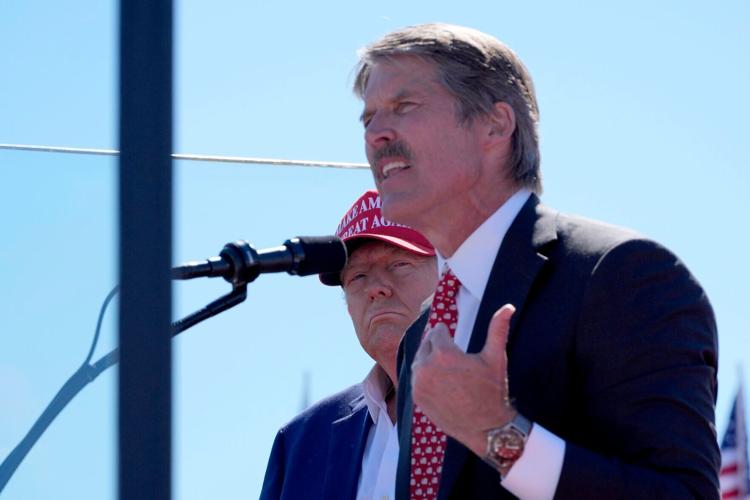 Eric Hovde with Trump at Mosinee rally, AP photo