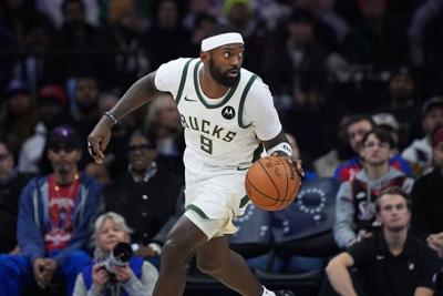 Bucks 76ers Basketball