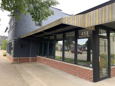 Members of the Lake Geneva City Council have approved a conditional use permit to allow a boxing gym to  be operated at 431-433 Broad St.