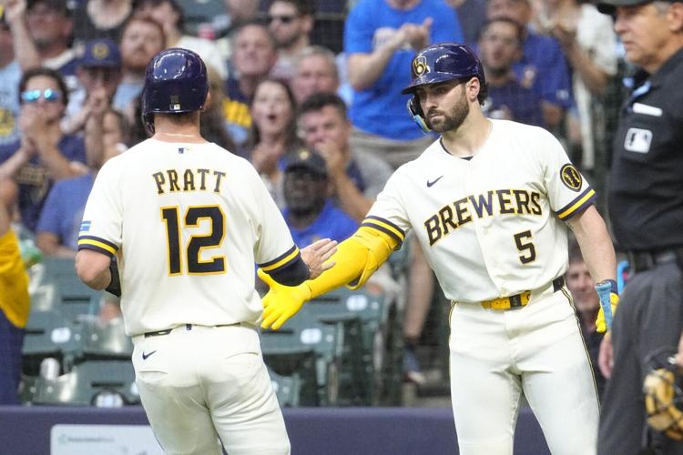 BASEBALL-MLB-MIL-PIT/