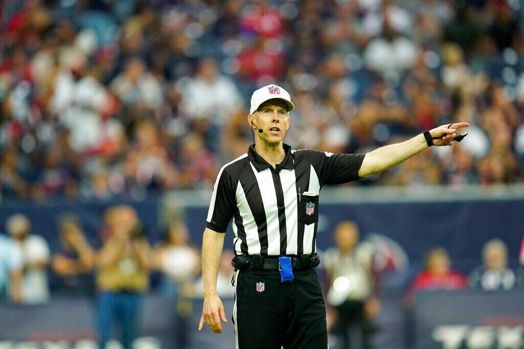 Officiating drama aside, Cowboys escaped some all-too-familiar