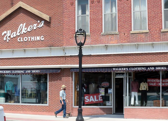 Walker's Clothing & Shoes