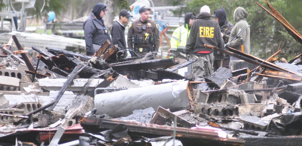 House fire town of Linn Lakeshore Drive