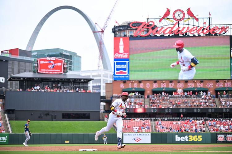 BASEBALL-MLB-STL-MIL/