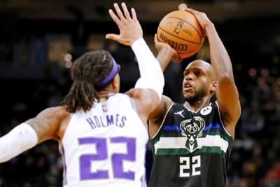 bucks cover photo 1-22