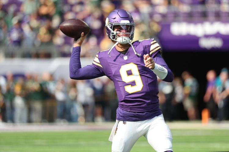 FOOTBALL-NFL-MIN-GB/