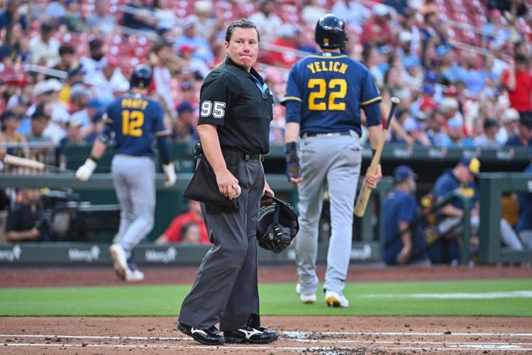 BASEBALL-MLB-STL-MIL/