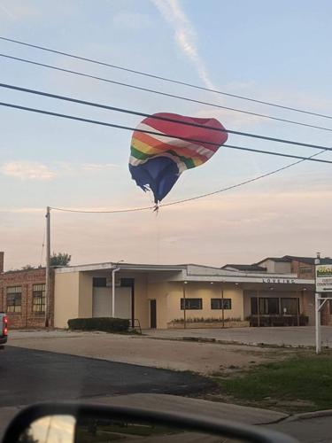 Air balloon crashes in Burlington
