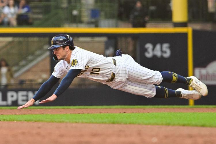 BASEBALL-MLB-MIL-LAD/
