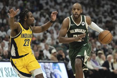 Pacers Bucks - Khris Middleton