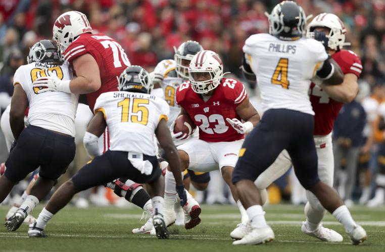 Badgers 48, Golden Flashes 0
