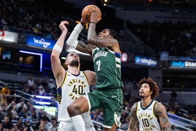 BASKETBALL-NBA-IND-MIL/