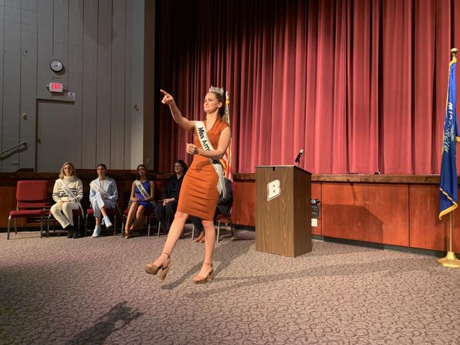 Miss America Grace Stanke answers students' questions (copy)