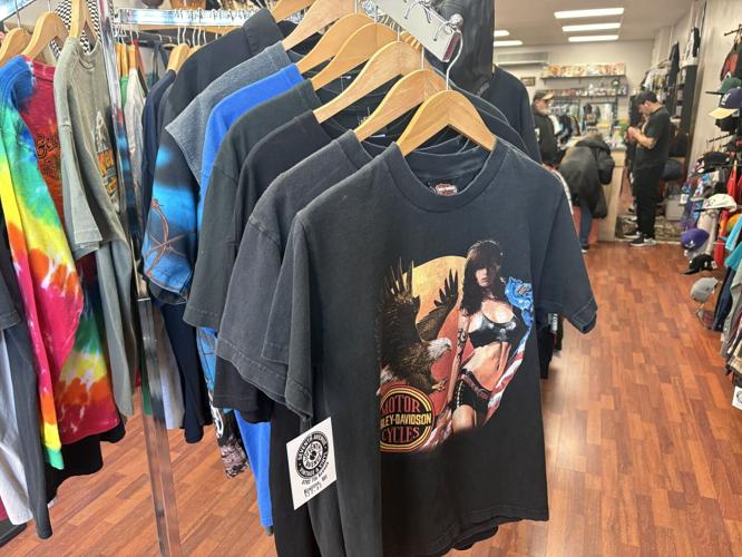 Seventh Avenue Vintage & Vinyl
