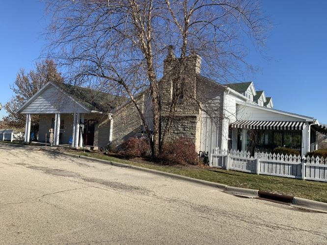 Representatives from Buona Restaurants plan to develop an Italian beef restaurant and ice cream shop at 393 N. Edwards Boulevard