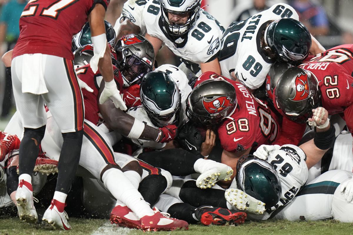 Eagles Buccaneers Football