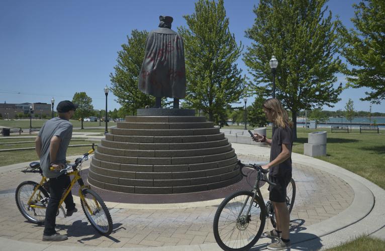CHRISTOPHER COLUMBUS STATUE DEFACED