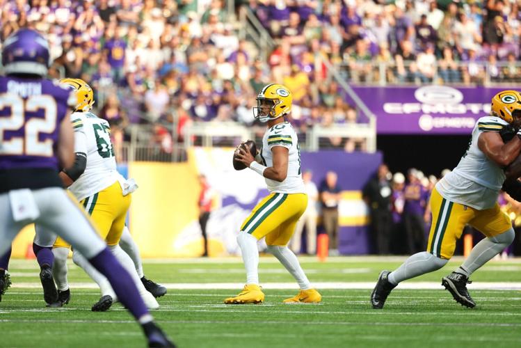 FOOTBALL-NFL-MIN-GB/