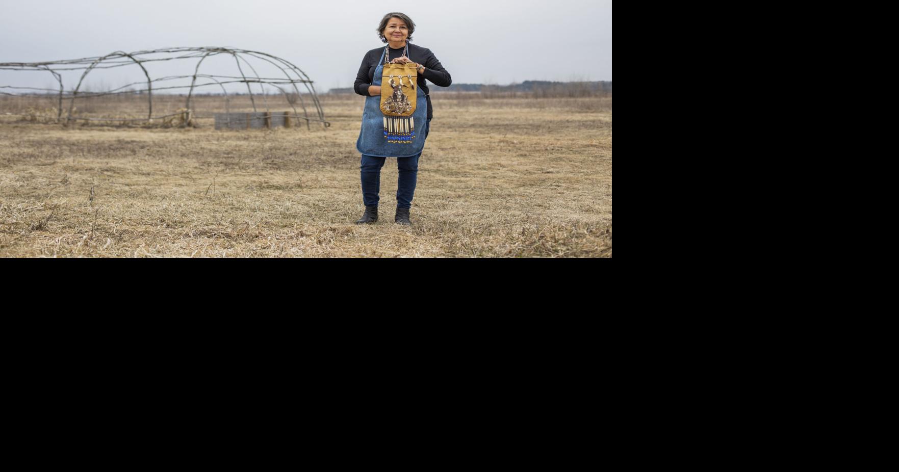 Ho-Chunk artist visits UW-Whitewater, opens exhibit later this month